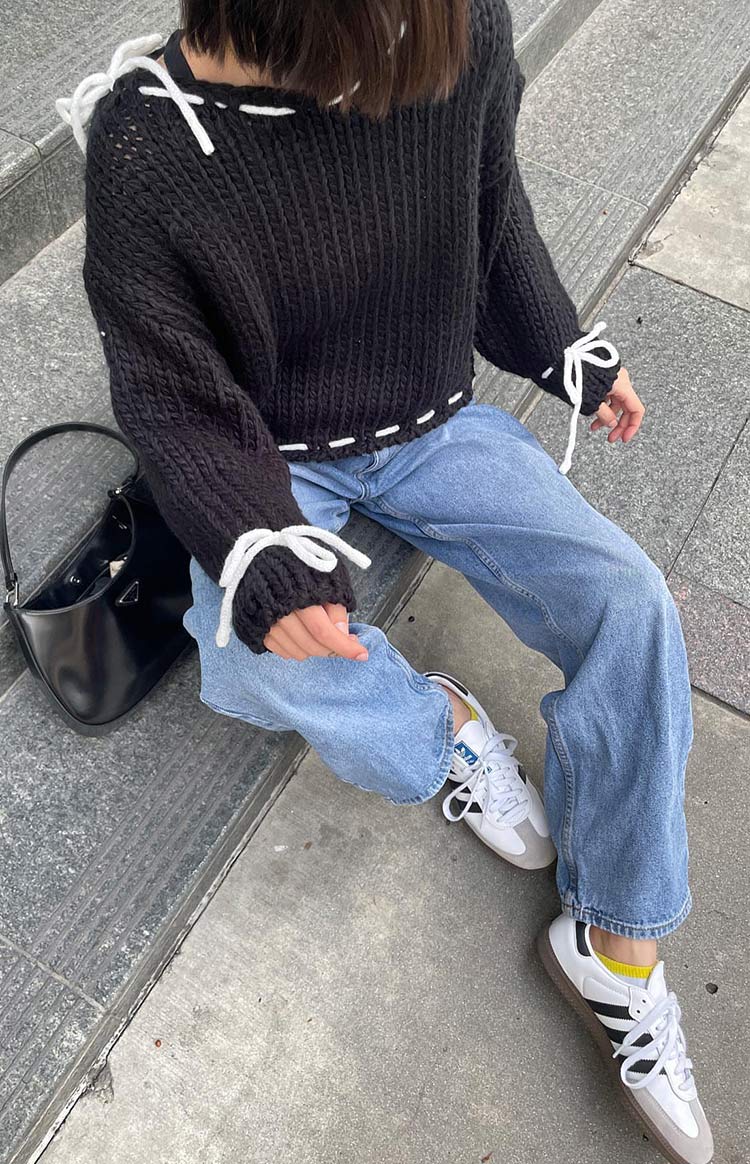 Bea Black Sweater — 10
