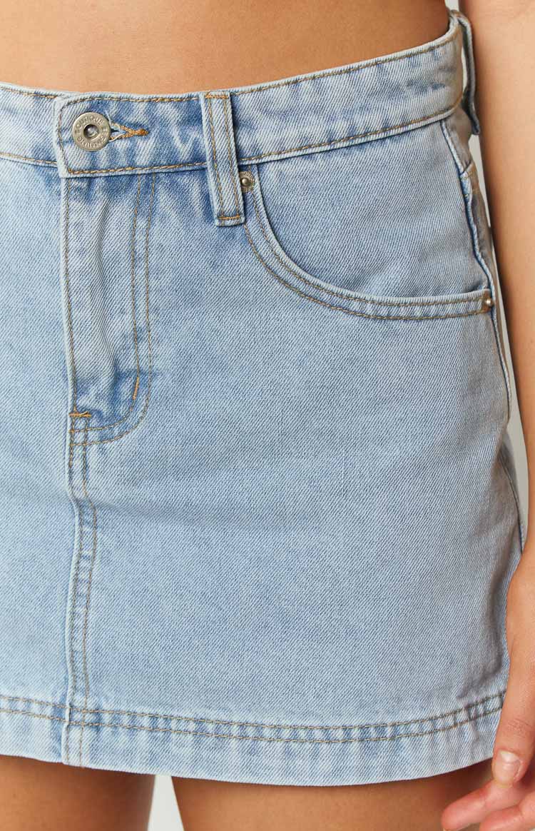 Skyline Swirl Light Wash Denim Skort — 11