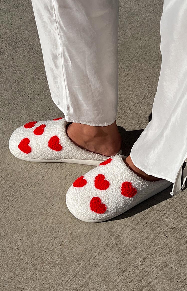 Sweetheart Sole White Love Heart Slippers — 5