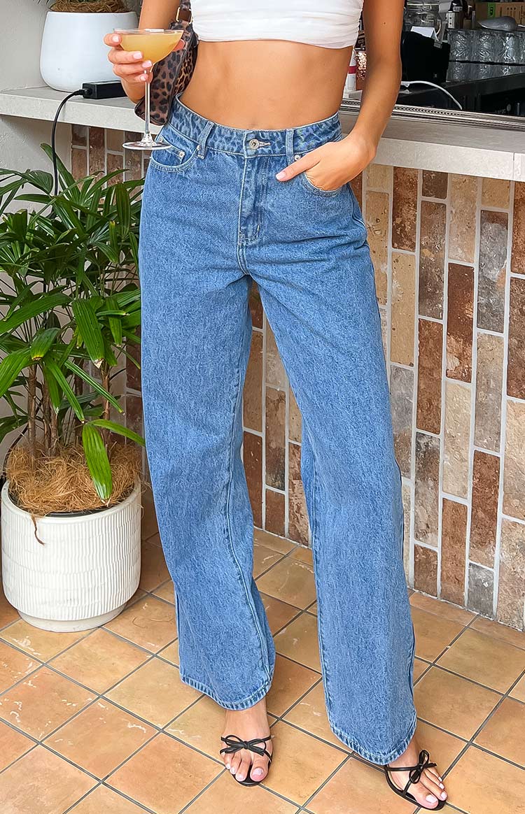 Calliope Mid Wash Mid Rise Slouchy Jeans — 7