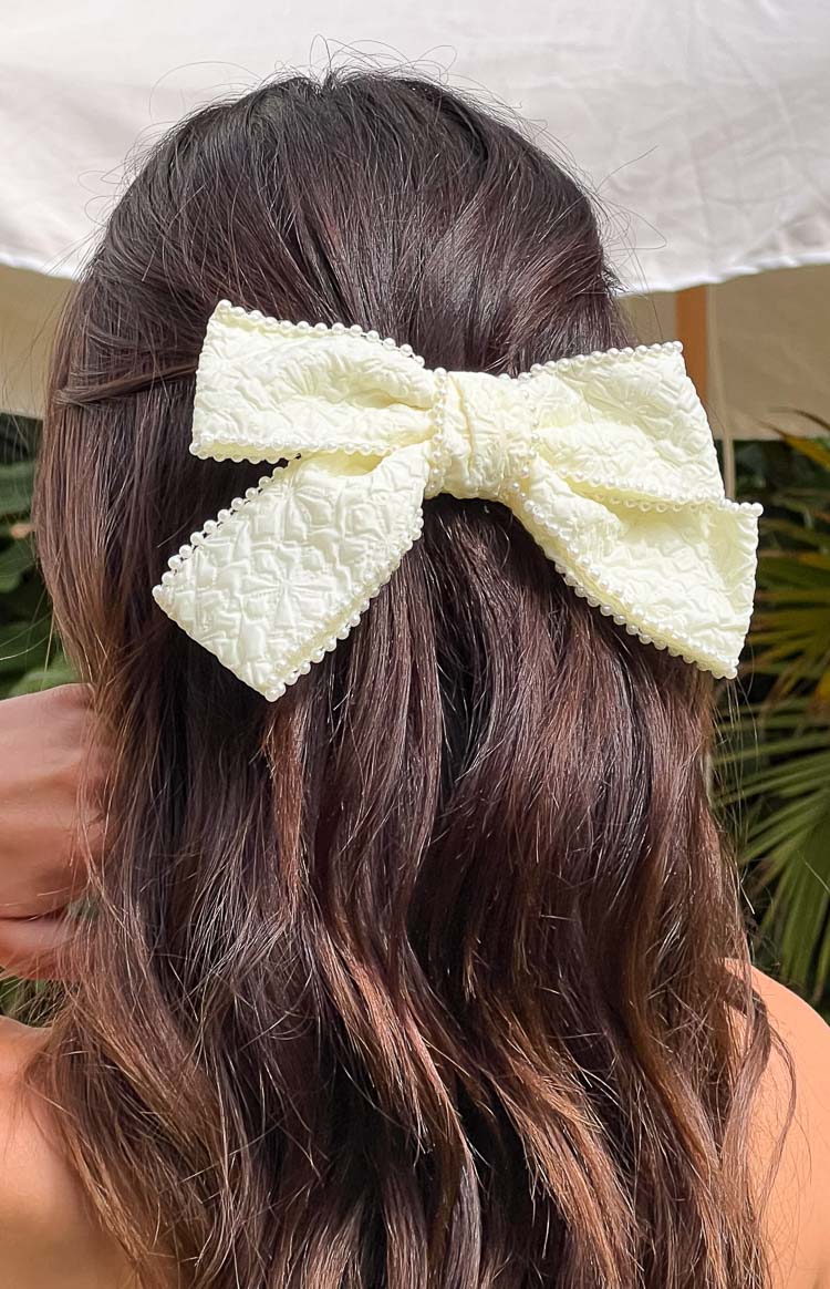 Penelope Cream Bow Hair Clip — 5