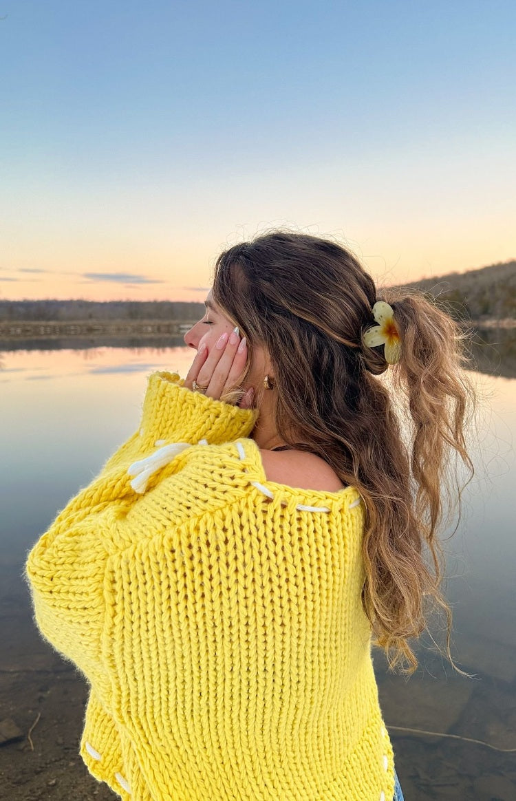 Bea Yellow Sweater — 14