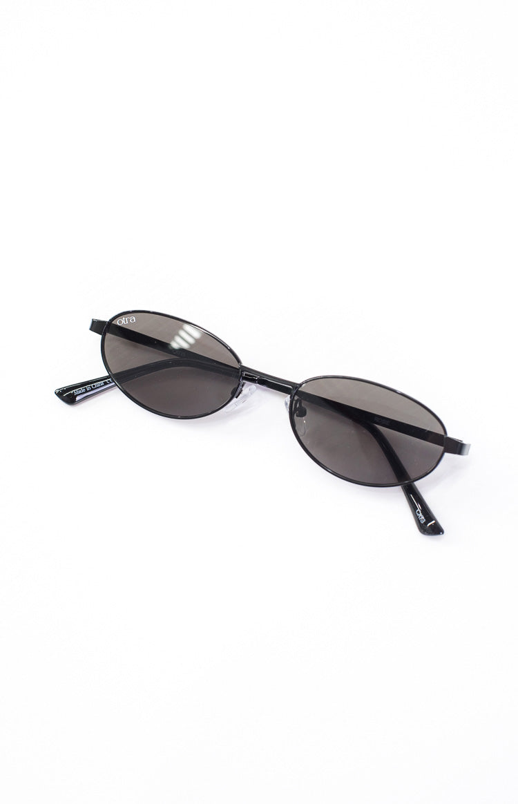 Otra Eyewear Rosie Black Oval Sunglasses — 4