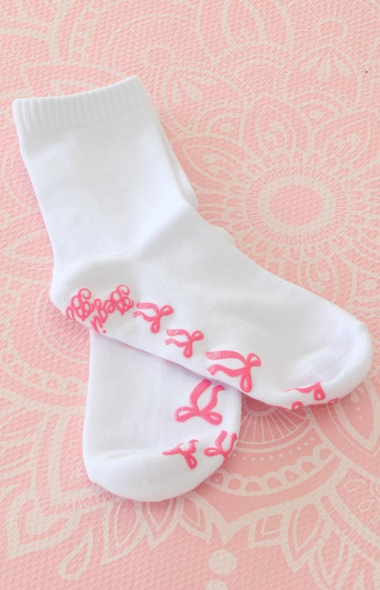 Sunrise Pink Bow Crew Yoga Socks — 1