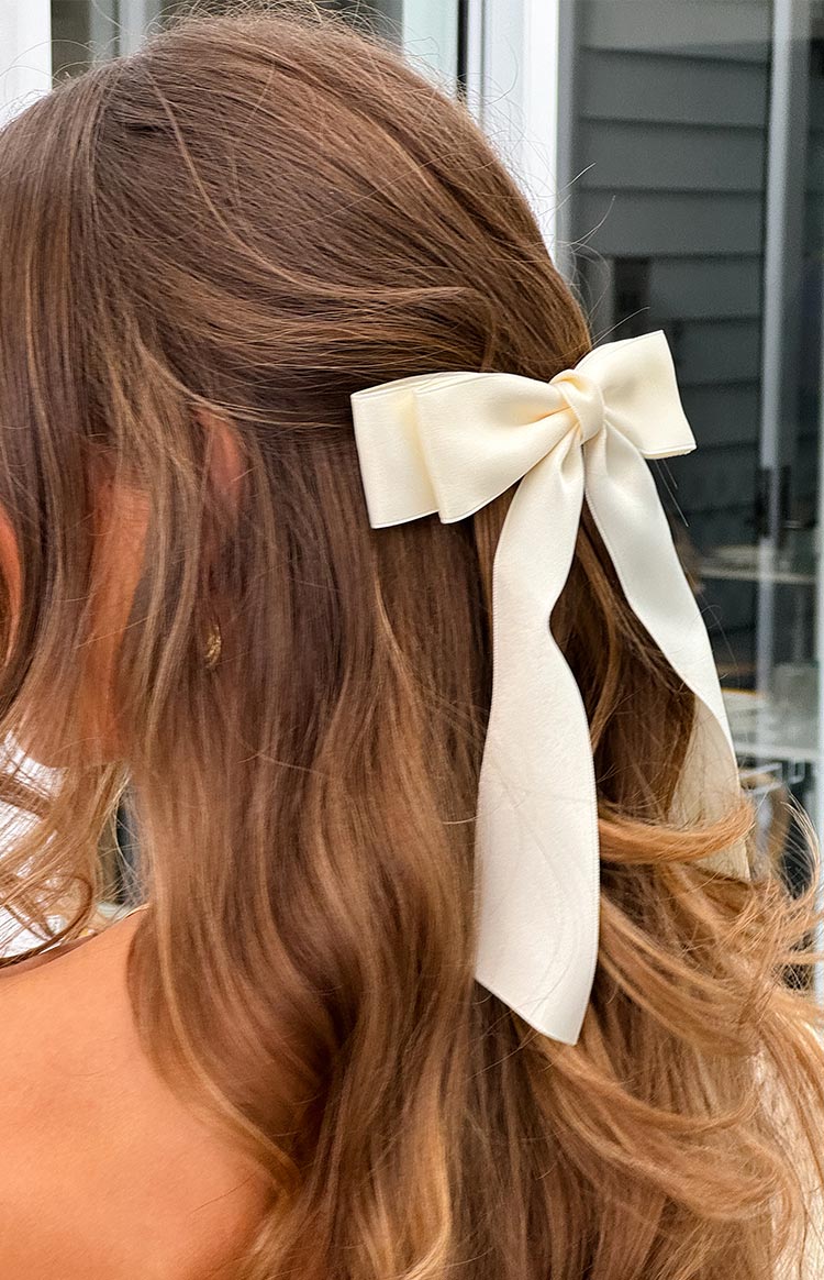 Whimsy Willow Cream Bow Hair Clip — 4