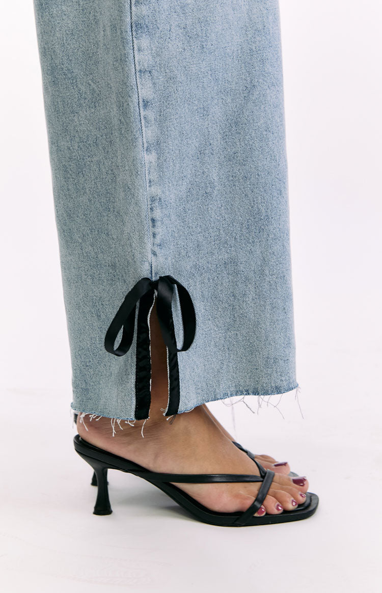 Willabelle Light Wash Denim Bow Hem Low Rise Jeans — 5