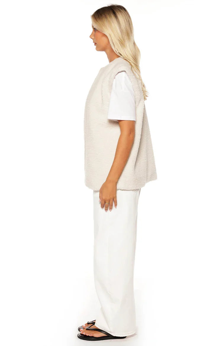 Summi Cream Teddy Fleece Vest — 6