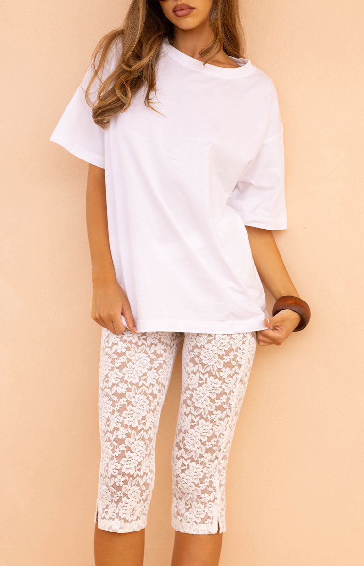 Lydia White Lace Mid Rise Capri Pants — 3