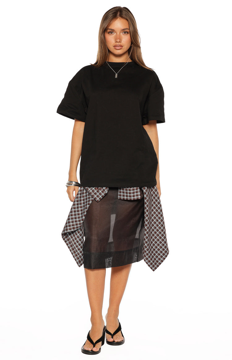 Alba Plain Black Tee — 10