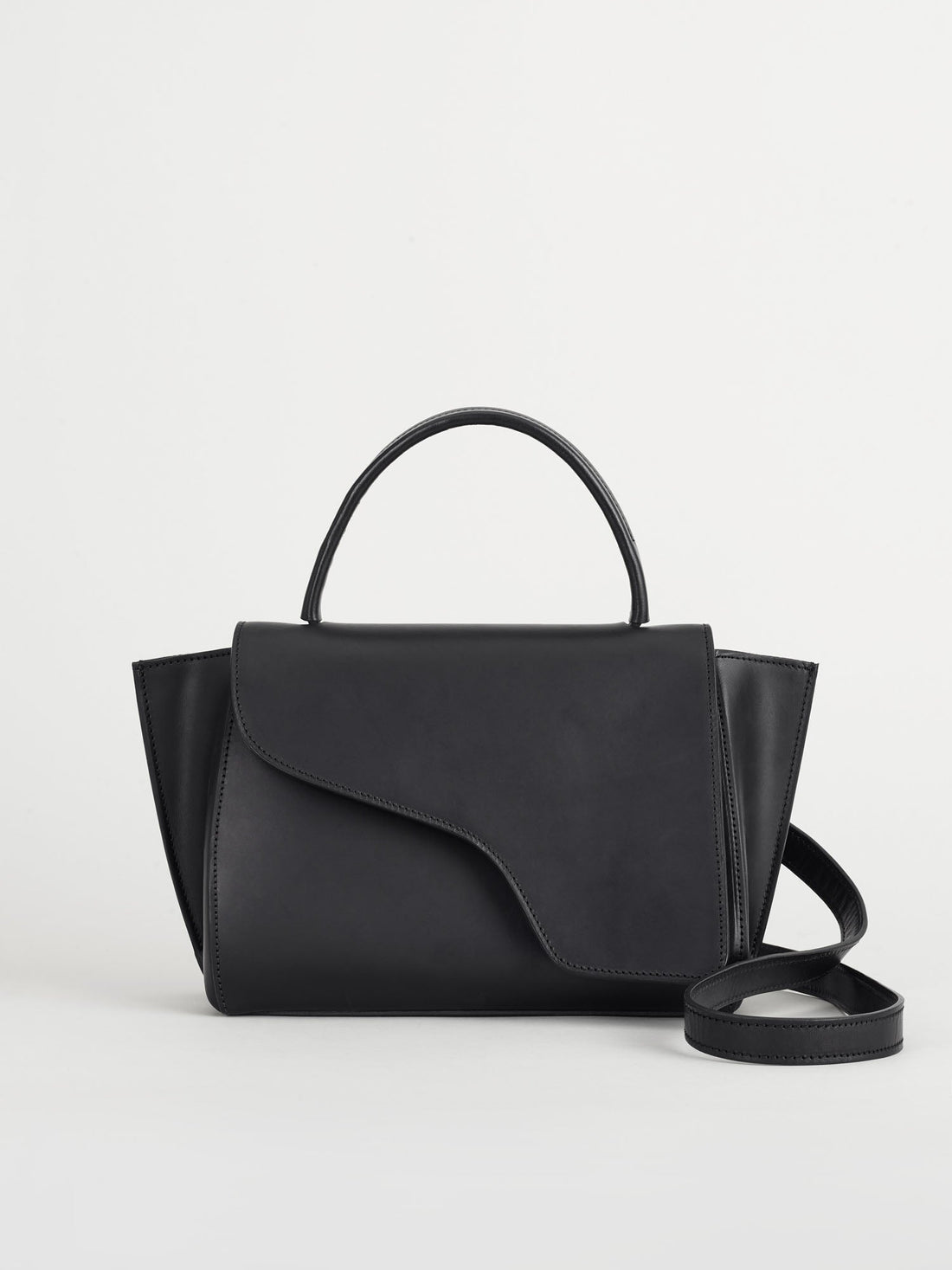 ATP Atelier Arezzo Leather Handbag - Black