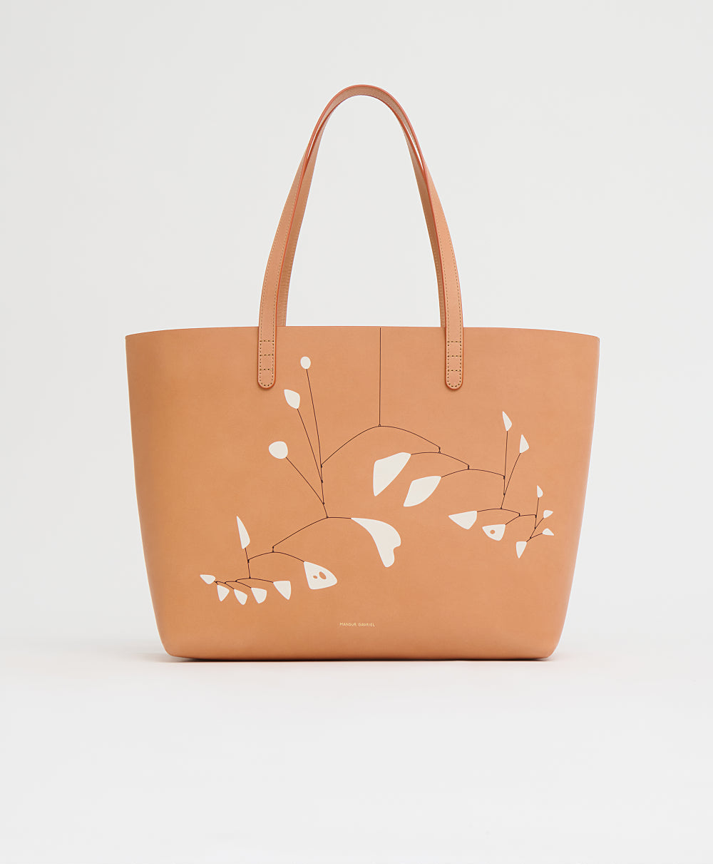 Mansur Gavriel Alexander Calder Large Tote in Italian vegetable-tanned leather - Cammello