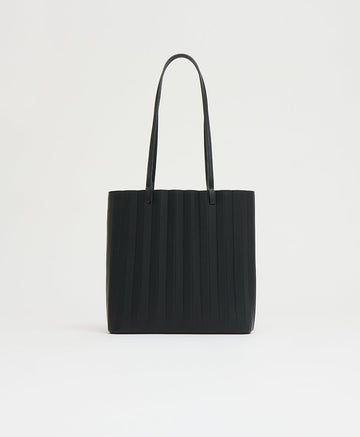 Mansur Gavriel Pleated Filo Tote in Italian vegetable-tanned leather - Black/Flamma
